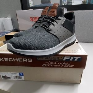 skechers delson camben grey